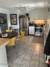 7 Holly Hills Dr in Woodstock, NY - Building Photo - Building Photo