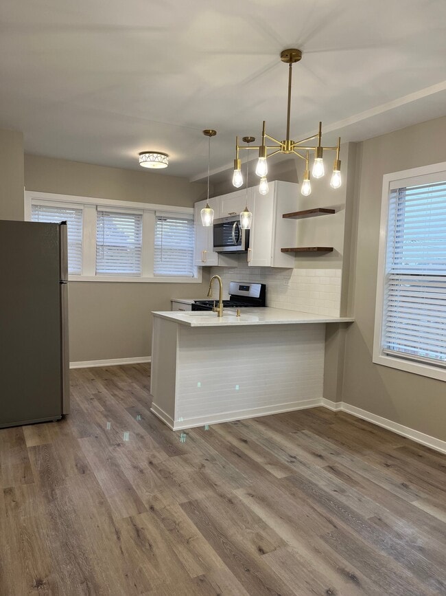 5327 S Nashville Ave, Unit 2nf floor rear