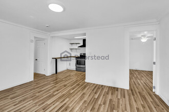 2389 Empress St in Sacramento, CA - Building Photo - Building Photo