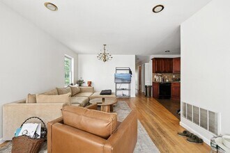 207 New York Ave in Jersey City, NJ - Building Photo - Building Photo