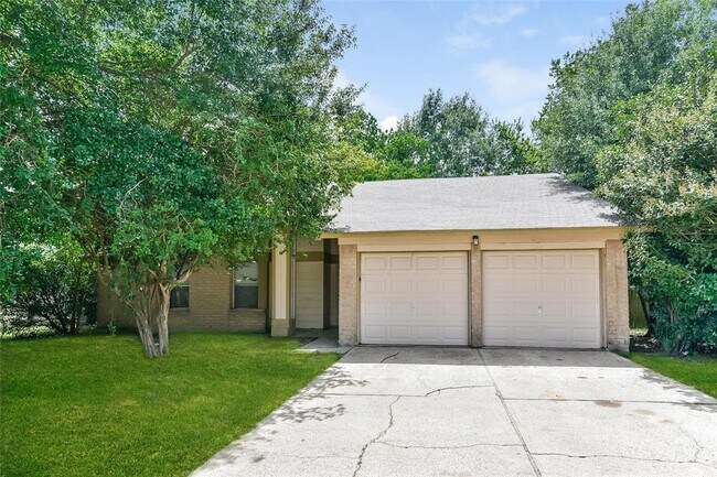 property at 16319 N Trail Dr