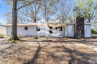 1801 Graham Rd in Jacksonville, AR - Building Photo