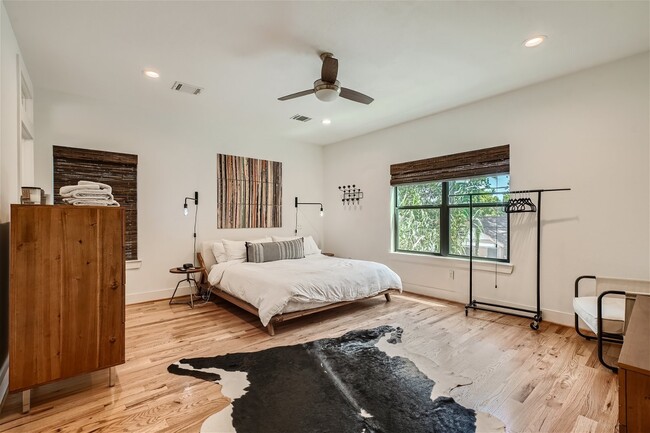 property at 4916 McKinney St