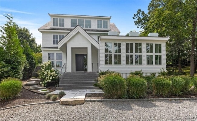 property at 86 Atlantic Ave