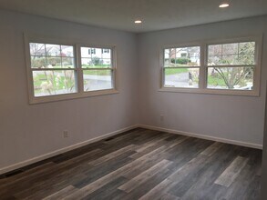 203 Rockridge Rd in Chippewa Lake, OH - Foto de edificio - Building Photo