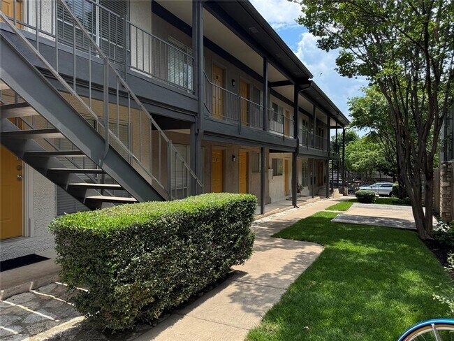 304 E 34th St in Austin, TX - Building Photo - Building Photo