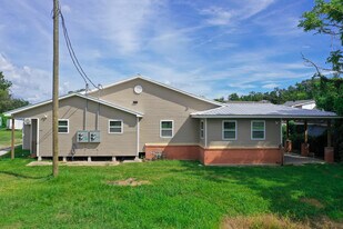 385 Bayou Dularge Rd in Houma, LA - Building Photo