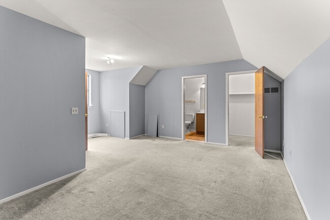 property at 3710 Heritage Pkwy
