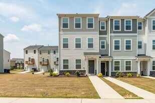2500 Chert Ln in Raleigh, NC - Building Photo