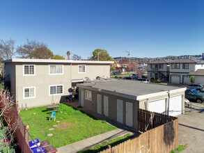 501 S 30th St in Richmond, CA - Building Photo - Building Photo