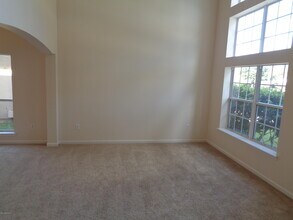 682 Candlebark Dr in Jacksonville, FL - Foto de edificio - Building Photo
