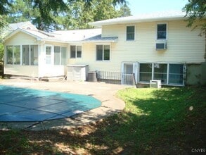 210 Hurlburt Rd in Syracuse, NY - Building Photo - Building Photo