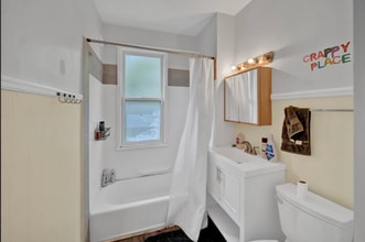 2137 Maple Ave in Evanston, IL - Building Photo - Building Photo