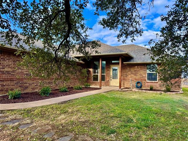 1310 Cochise Trail in Granbury, TX - Building Photo - Building Photo