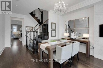 21 Kettle Vly Trl in King, ON - Building Photo - Building Photo