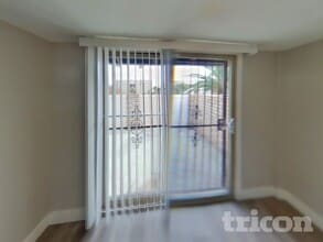 3181 Arville St in Las Vegas, NV - Building Photo - Building Photo