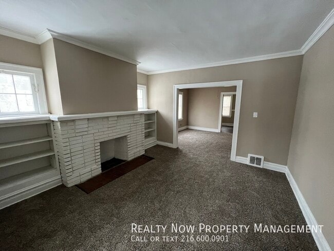 3290 Desota Ave in Cleveland Heights, OH - Building Photo - Building Photo