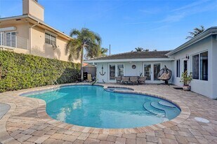 2661 NE 22nd Ct in Pompano Beach, FL - Building Photo