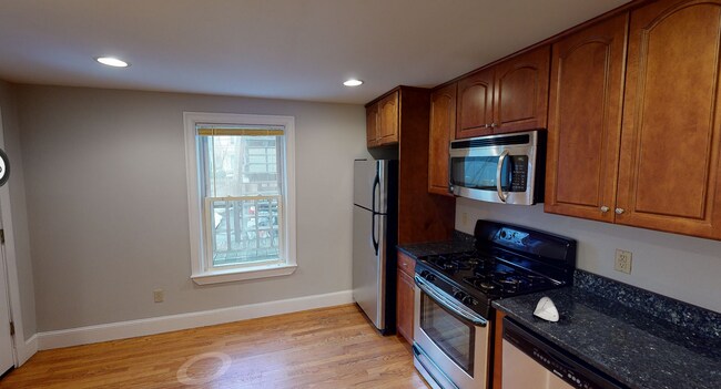 429 Franklin St in Cambridge, MA - Building Photo - Building Photo