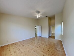 10162 Aspen Way in Palm Beach Gardens, FL - Building Photo - Building Photo