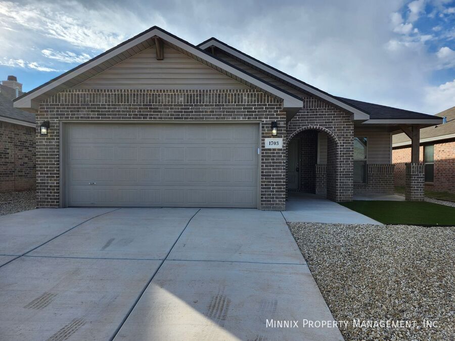 1703 144th St in Lubbock, TX - Building Photo