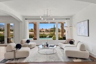 9312 Provence Garden Ln in Las Vegas, NV - Building Photo - Building Photo