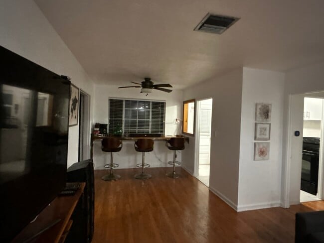2121 Stanley St in Orlando, FL - Building Photo - Building Photo