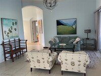 6044 Dogleg Dr in Naples, FL - Foto de edificio - Building Photo