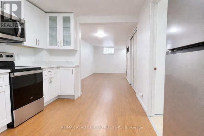 818 Buttonbush Ct in Oshawa, ON - Building Photo - Building Photo