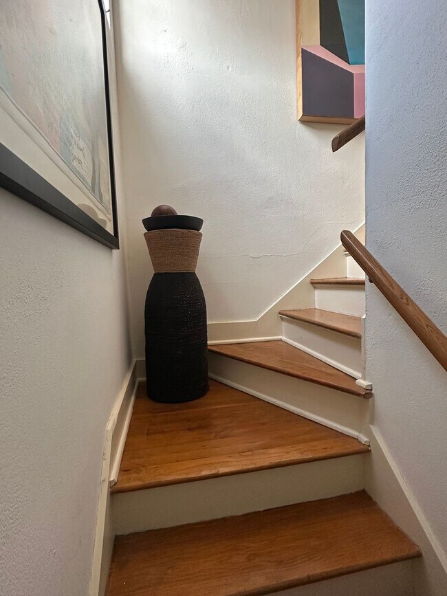 1304 Kirkwood Rd in Austin, TX - Building Photo - Building Photo