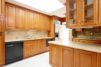 10513 Tyler Terrace in Potomac, MD - Building Photo - Building Photo