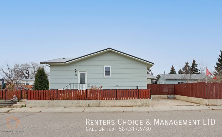 Improved Price, Utilities Included, Cat Fr... in Brooks, AB - Building Photo