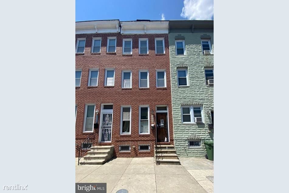 1442 N Mount St Photo