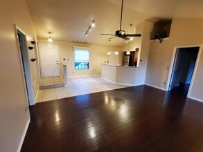 357 Bloomfield Ln in Glen Ellyn, IL - Building Photo - Building Photo