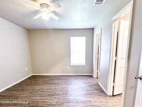 1706 Teak Ave in Lubbock, TX - Building Photo - Building Photo