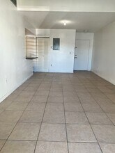 9741 Fontainebleau Blvd, Unit 202 in Miami, FL - Building Photo - Building Photo