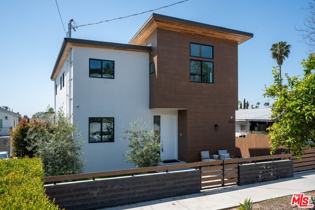 property at 2512 Berkeley Ave