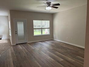 214 Ladue Ave in Crestview, FL - Building Photo - Building Photo