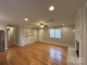 240 S Freemont St in Matthews, NC - Building Photo - Building Photo