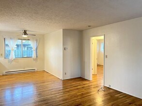 1760-1780-1780 Hines St SE in Salem, OR - Building Photo - Building Photo
