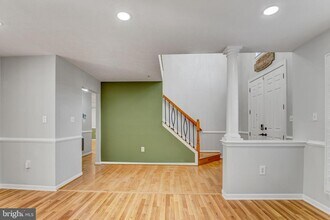 7505 Castle Rock Dr in Clinton, MD - Building Photo - Building Photo