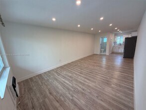 935 Jefferson Ave in Miami Beach, FL - Building Photo - Building Photo