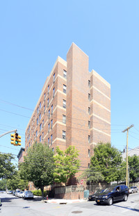 Sunnybrook Apartments in Mount Vernon, NY - Foto de edificio - Building Photo