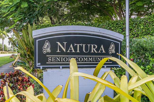 3500 SW Natura Blvd in Deerfield Beach, FL - Building Photo - Building Photo