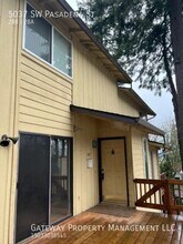 5037 SW Pasadena St in Portland, OR - Building Photo - Building Photo