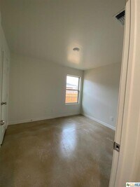 2306 Duntov Dr photo'