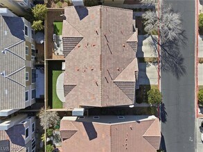 972 Prestwick St in Las Vegas, NV - Foto de edificio - Building Photo