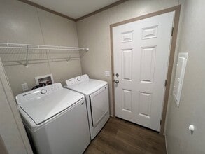 114 S Red Bud Trail in Buchanan, MI - Building Photo - Building Photo