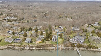60 Harbor View Rd in Guilford, CT - Building Photo - Building Photo