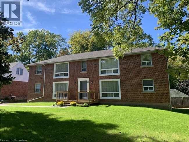 property at 40 Mountain Ave S
